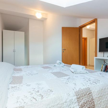 Apartment Mimoza 6, Baska, Krk Ngoại thất bức ảnh