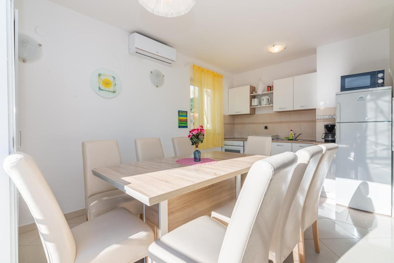Apartment Mimoza 6, Baska, Krk Ngoại thất bức ảnh