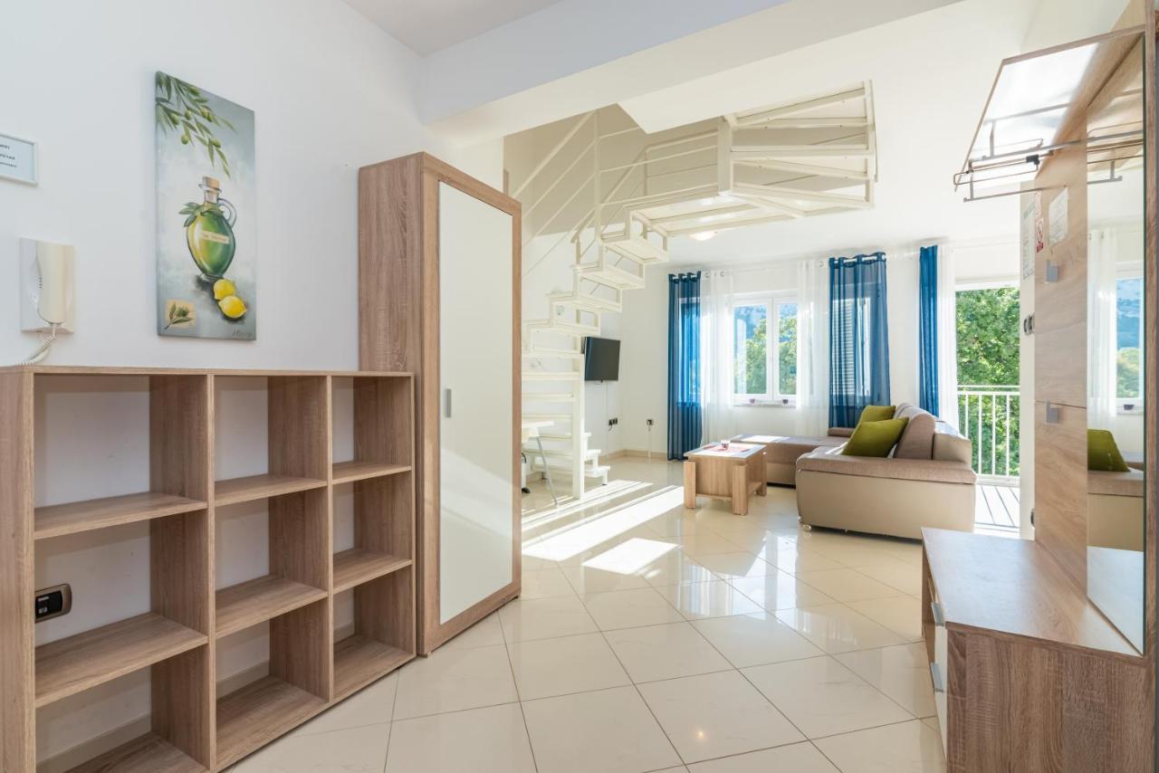 Apartment Mimoza 6, Baska, Krk Ngoại thất bức ảnh