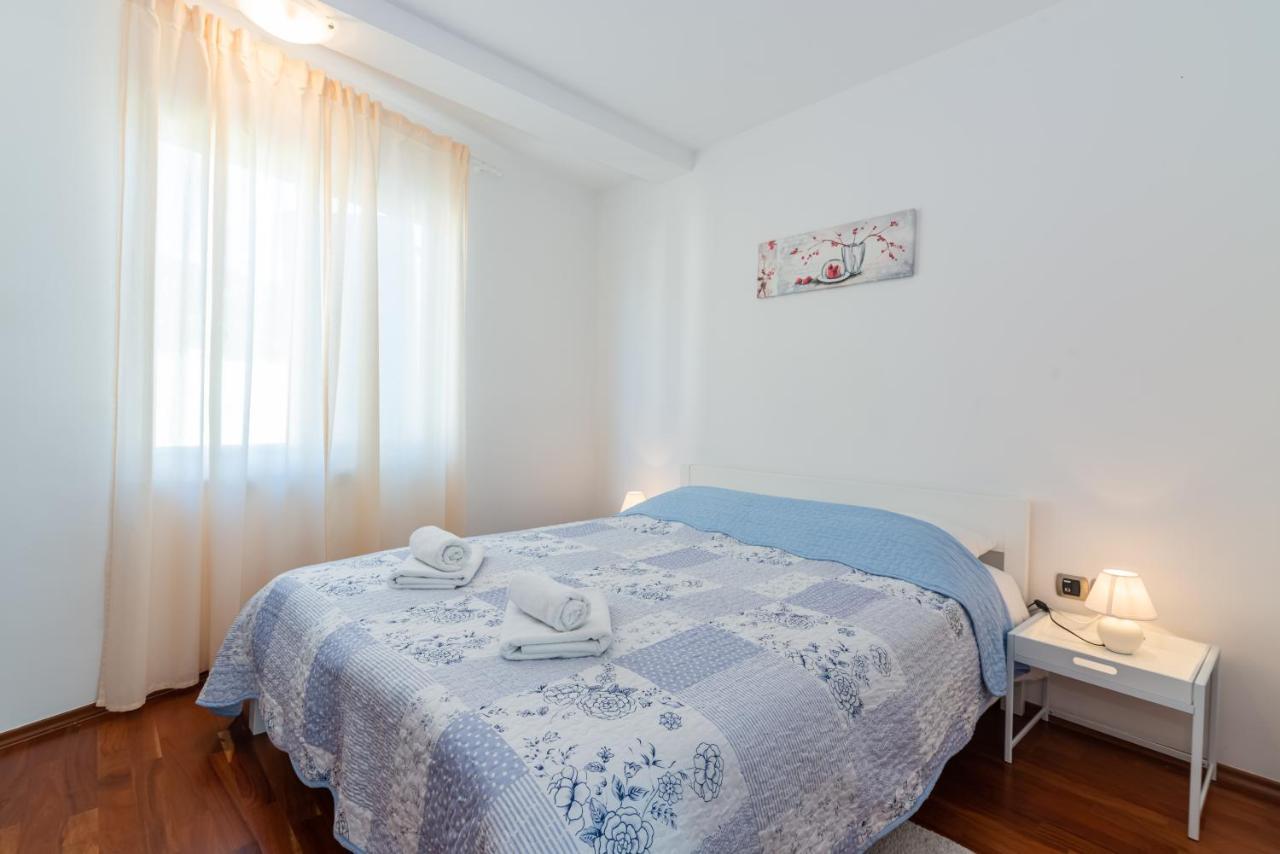 Apartment Mimoza 6, Baska, Krk Ngoại thất bức ảnh