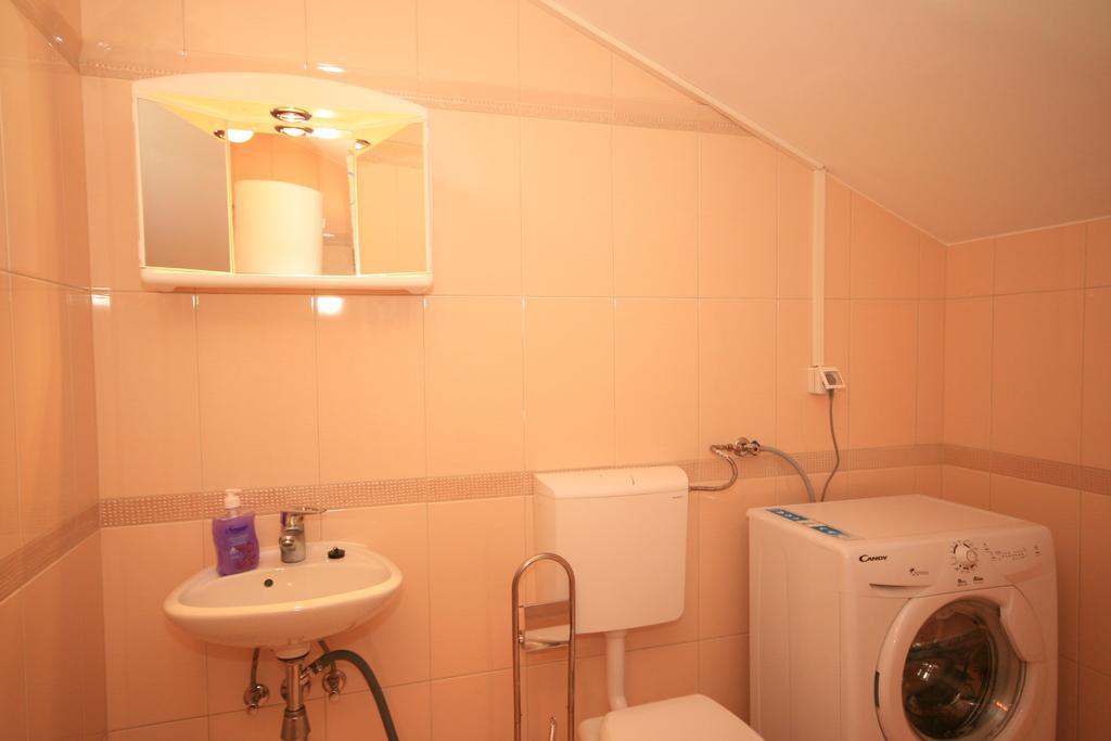 Apartment Mimoza 6, Baska, Krk Ngoại thất bức ảnh