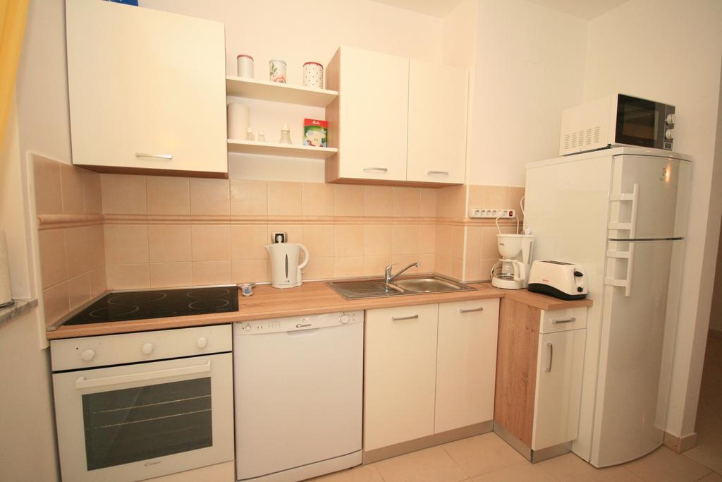 Apartment Mimoza 6, Baska, Krk Ngoại thất bức ảnh